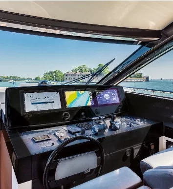 Yacht gallery image